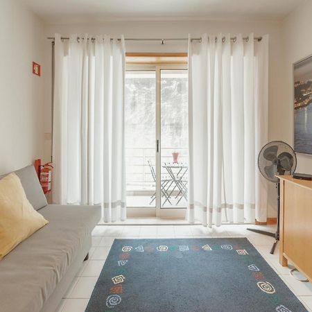 Downtown Trindade Apartment With Terrace By Vacationy Porto Buitenkant foto